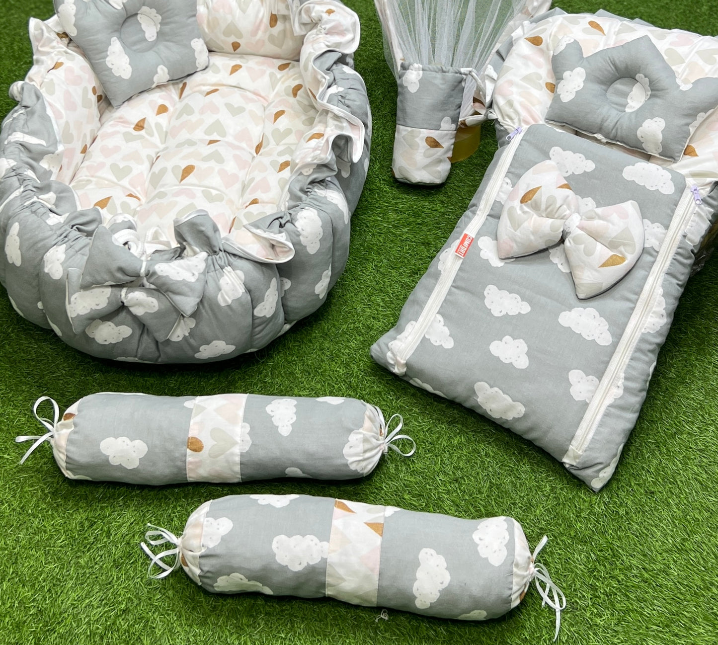8pcs Royal Snuggle Bed Set. Comforts Oval Masterpiece - Grey Clouds