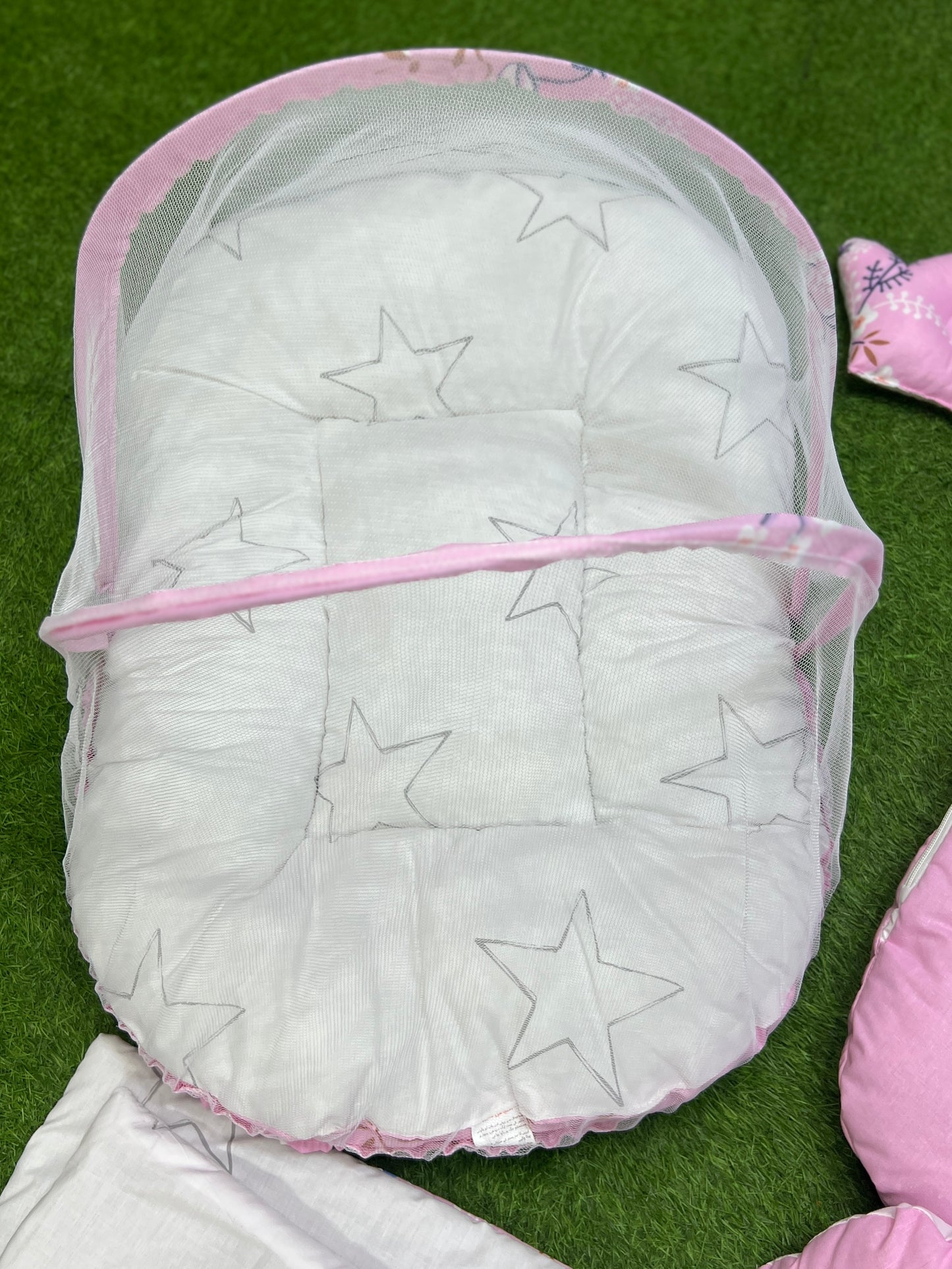 7pcs Fancy & Stylish Baby Bedding Set - - Pink Floral