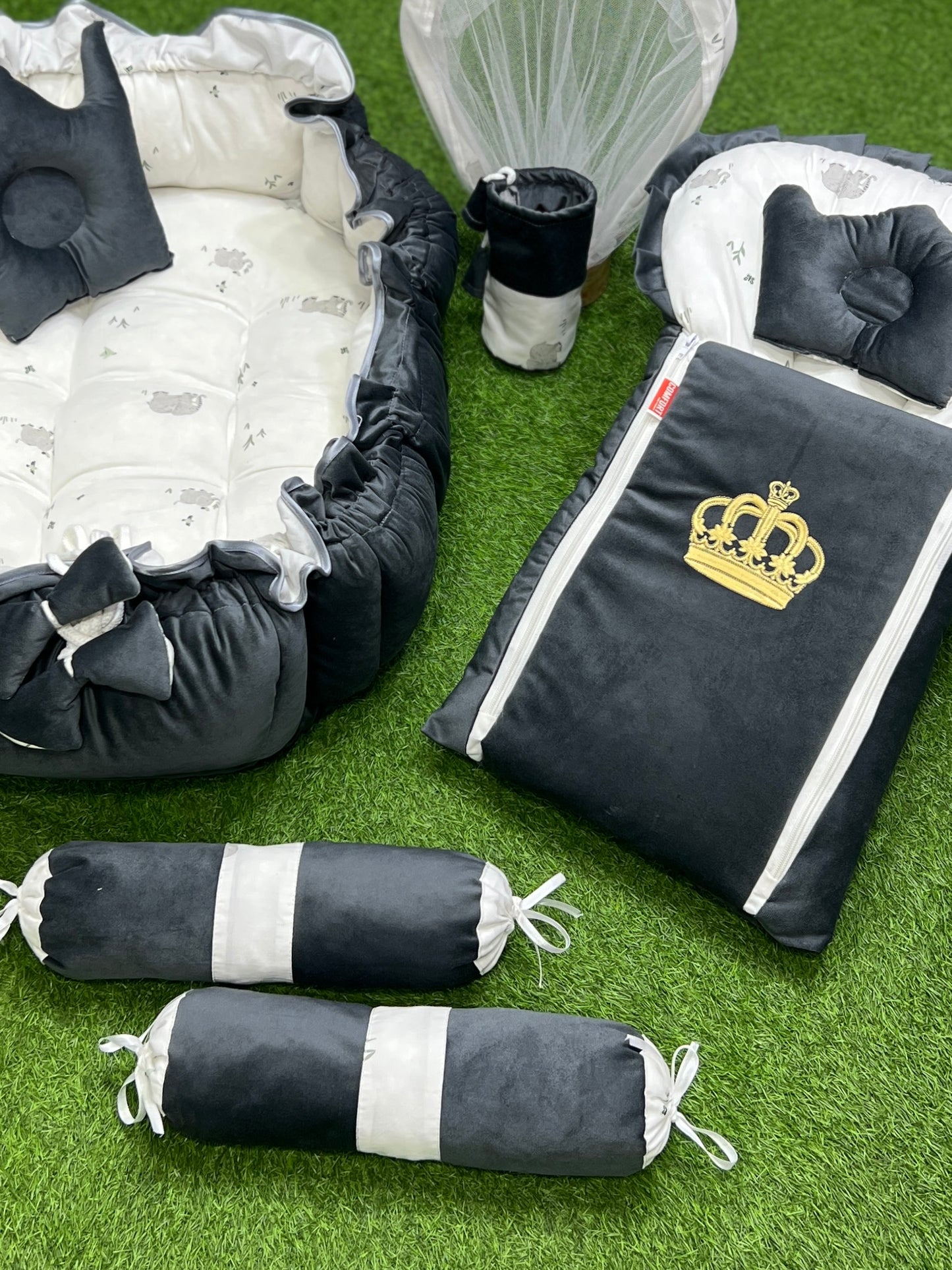 Luxury Velvet Series 8pcs Royal Snuggle Bed Set (Grey)