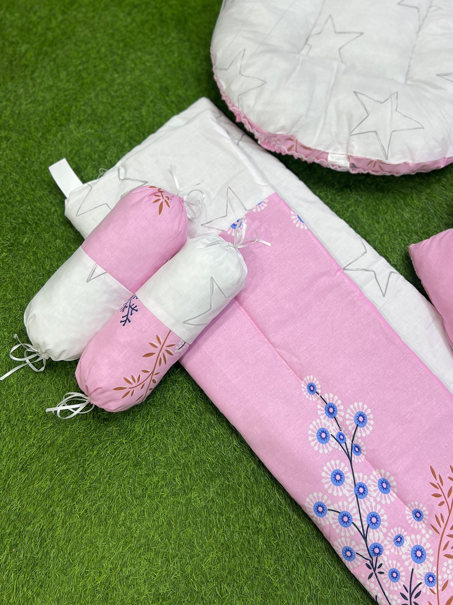 7pcs Fancy & Stylish Baby Bedding Set - - Pink Floral