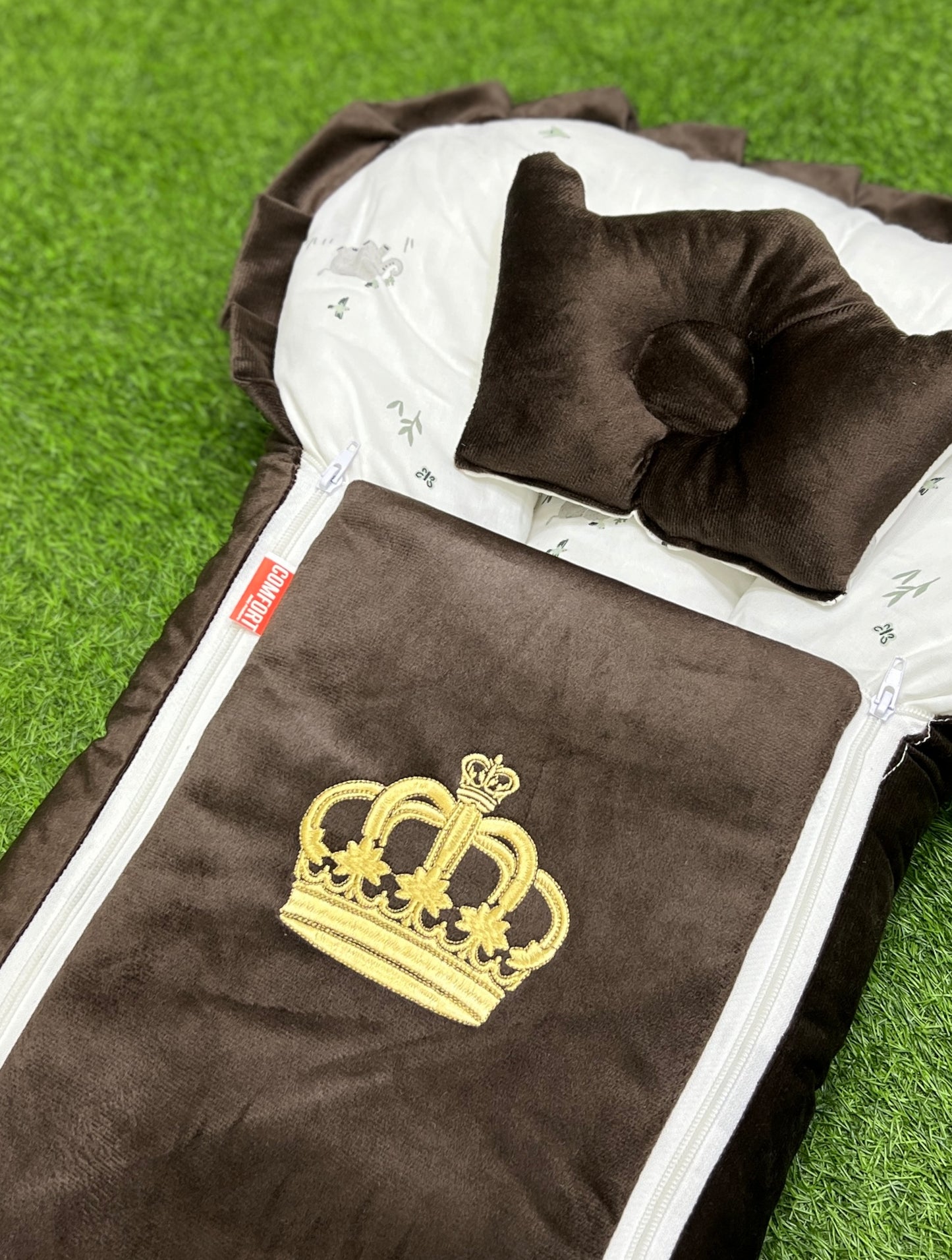 Luxury Turkish Crown Velvet Carry Nest Premium Series