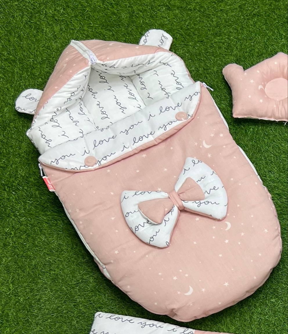 7pcs Fancy And Stylish Baby Bedding Set - - Peach