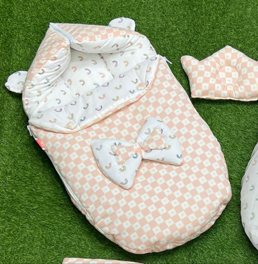 7pcs Fancy & Stylish Baby Bedding Set -- Peach Check