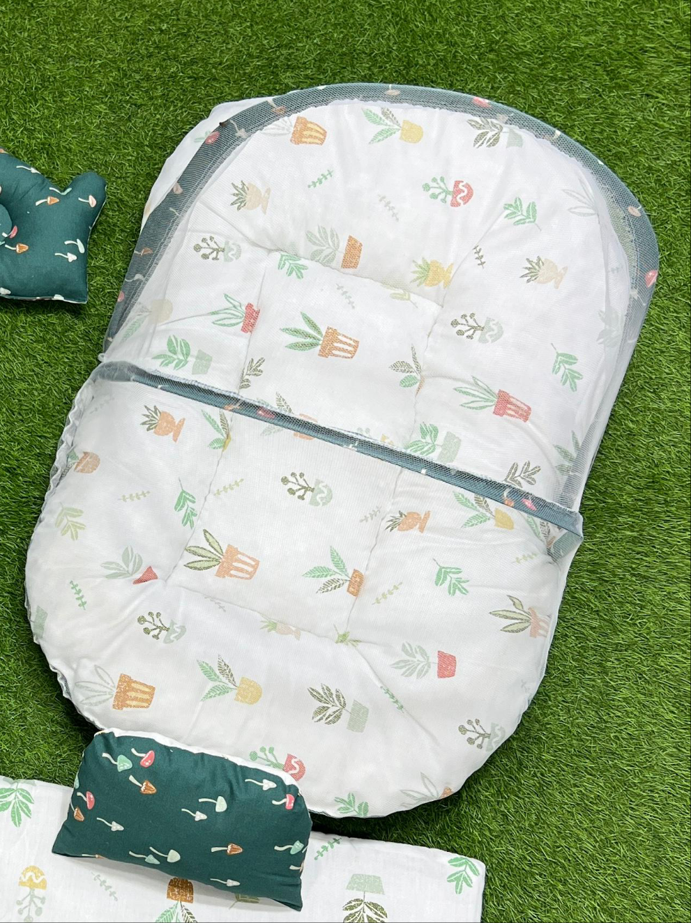 7pcs Fancy & Stylish Baby Bedding Set - - Green