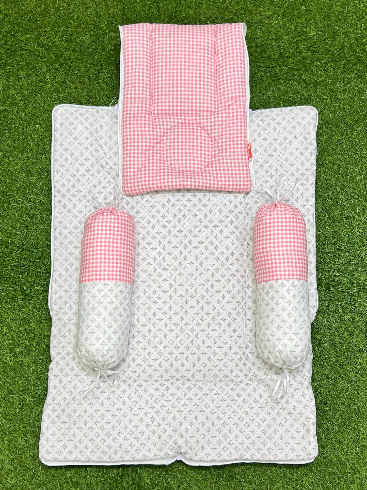 3pcs 2in1 hooded travel carry nest cute bundle (Pink Check)