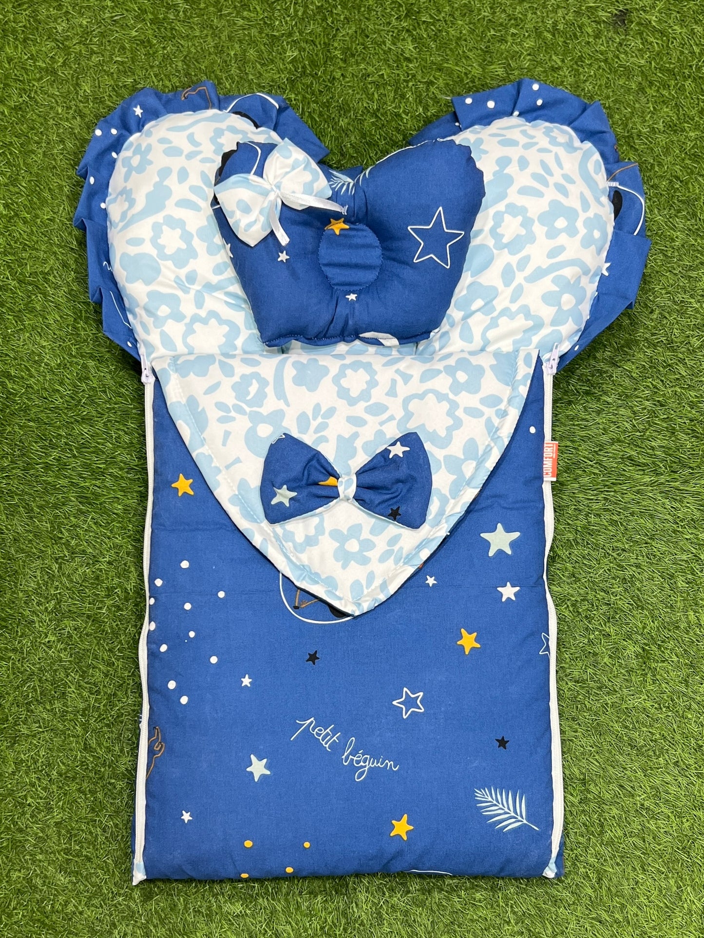 Heart Shaped Style Fancy Carry Nest - Blue Galaxy