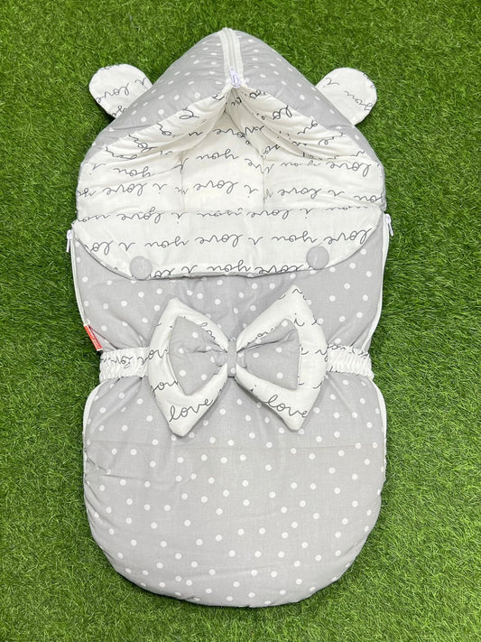 Double Bow Carry Nest (Dotted Grey)