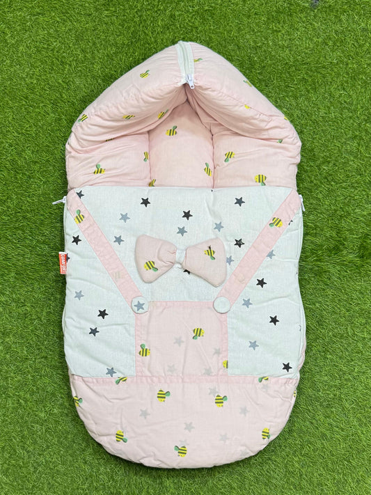 Minion Style Carry Nest (Pink Stars)