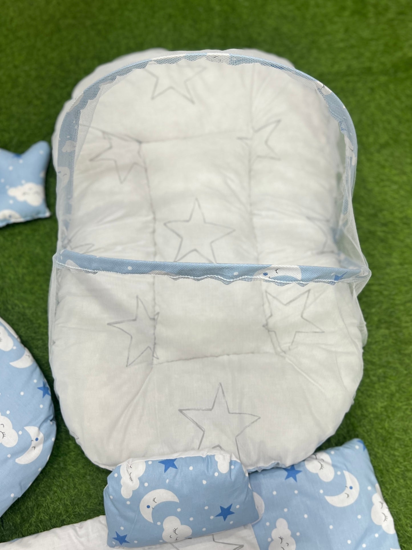 7pcs Fancy And Stylish Baby Bedding Set - - Blue Clouds