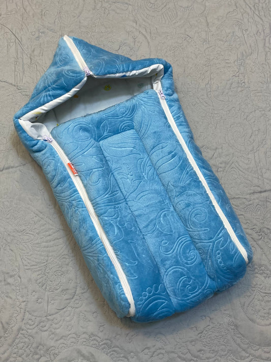 Premium Quality Fleece Hooded Carry Nest & Sleeping Bag (Sky Blue)