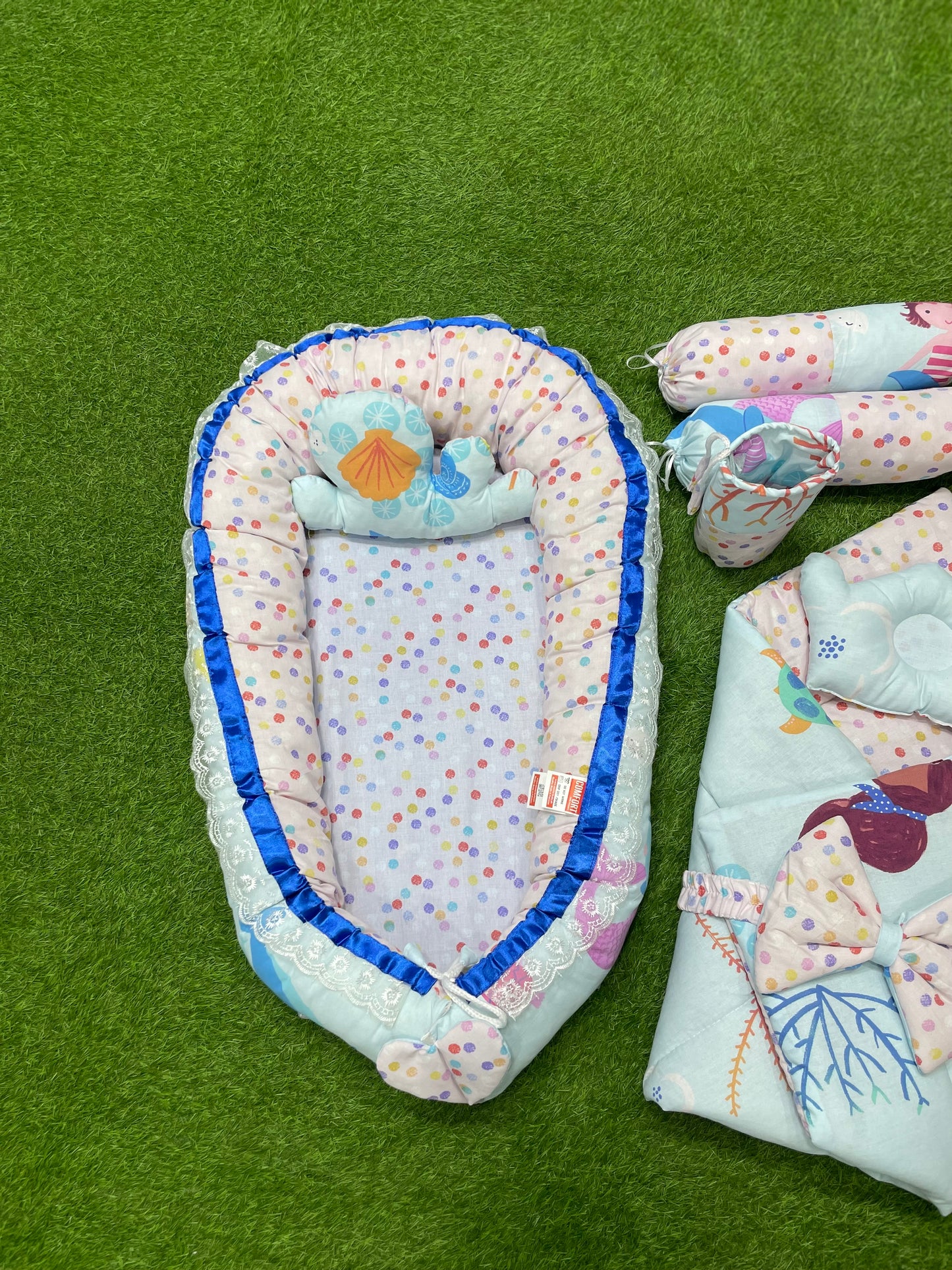 9pcs Baby Snuggle Bed Set -- Green Jungle