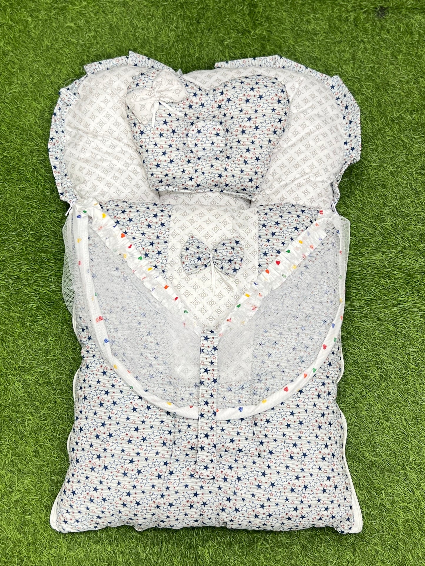 Export Quality Carry Nest With Mosquito Net / Sleeping Bag (Star White)