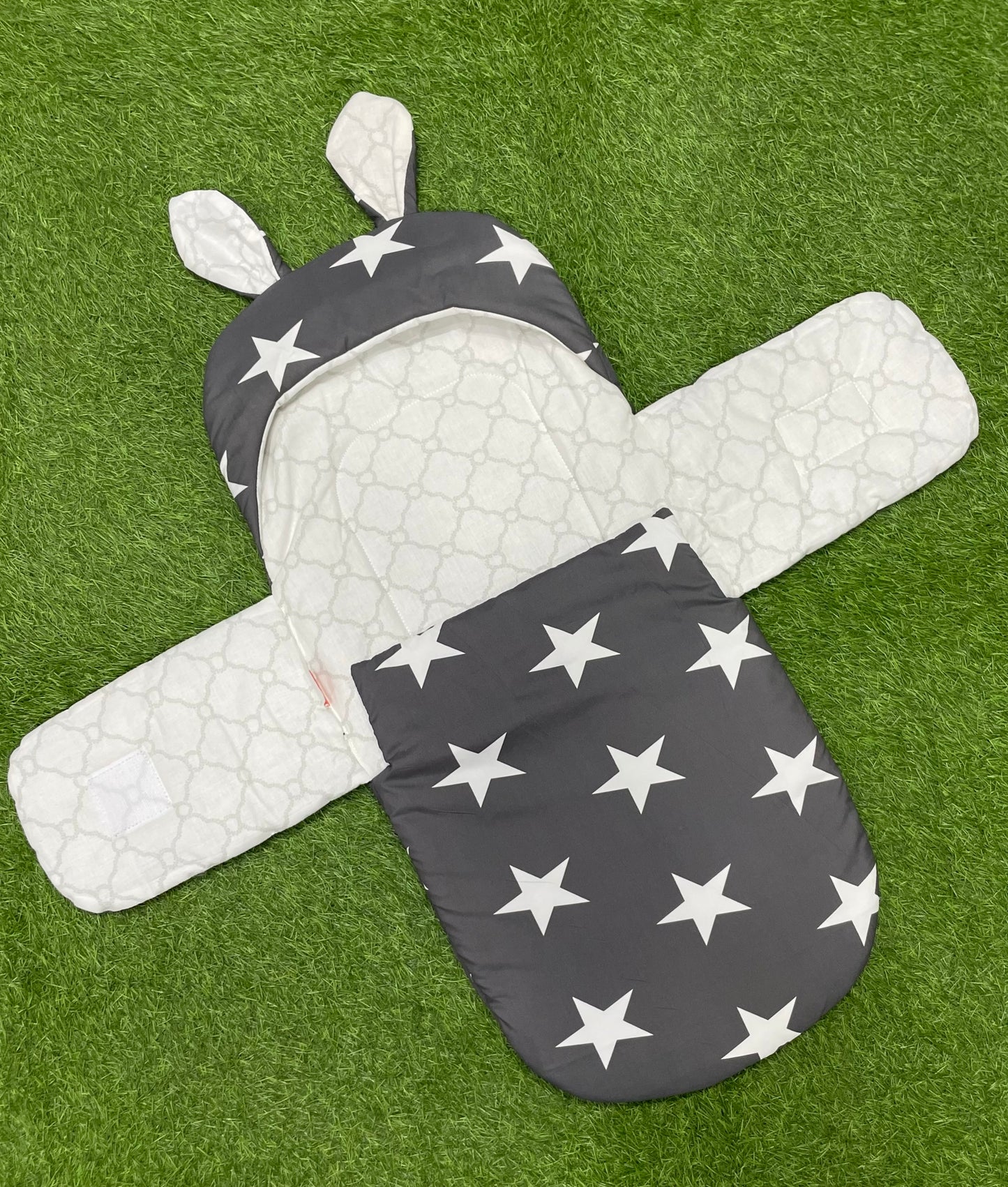 Rabbit Swaddle Cotton (Grey Stars)