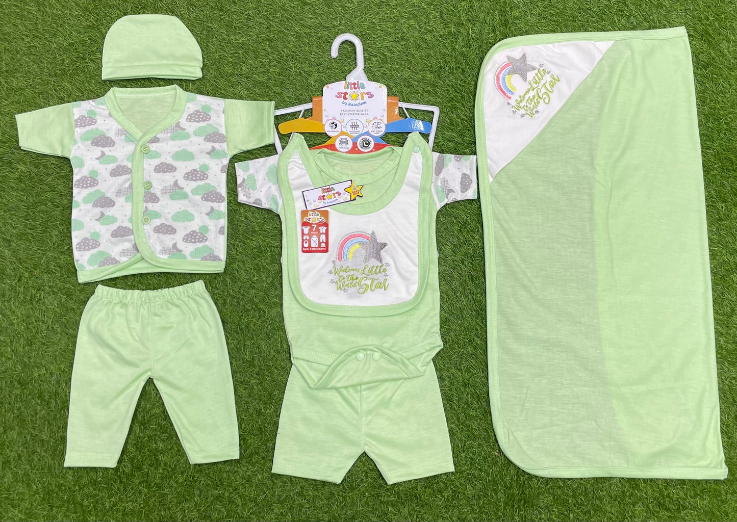 7pcs Little Stars newborn starter set - green