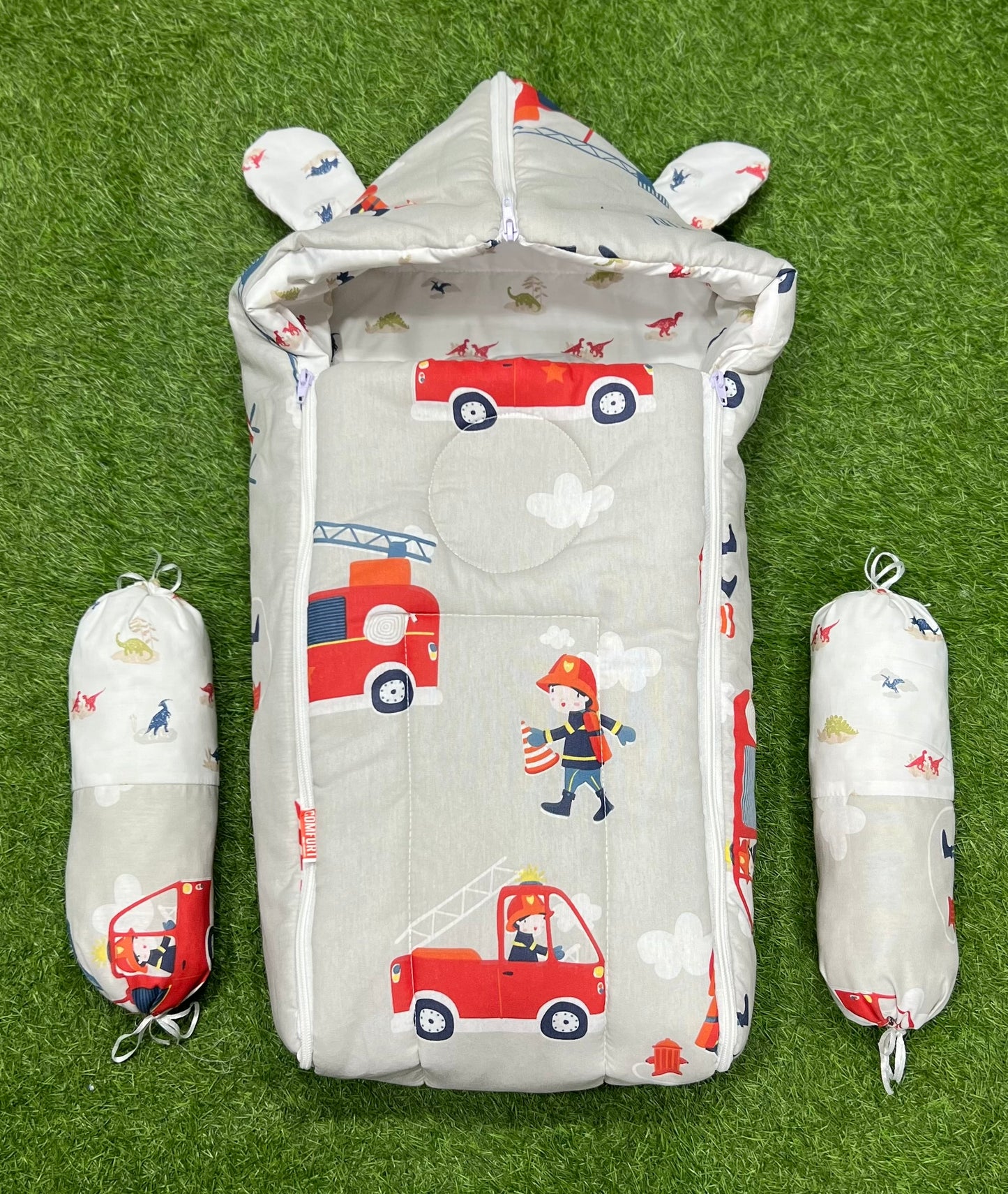 3pcs 2in1 hooded travel carry nest cute bundle (truck in clouds)