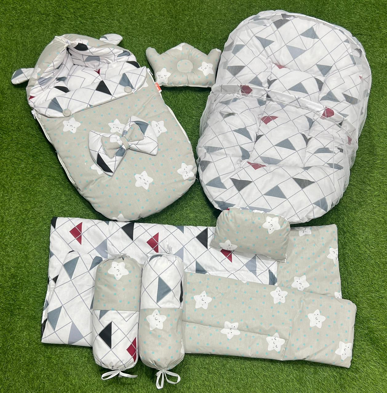 7pcs Fancy & Stylish Baby Bedding Set - - Dotted Stars