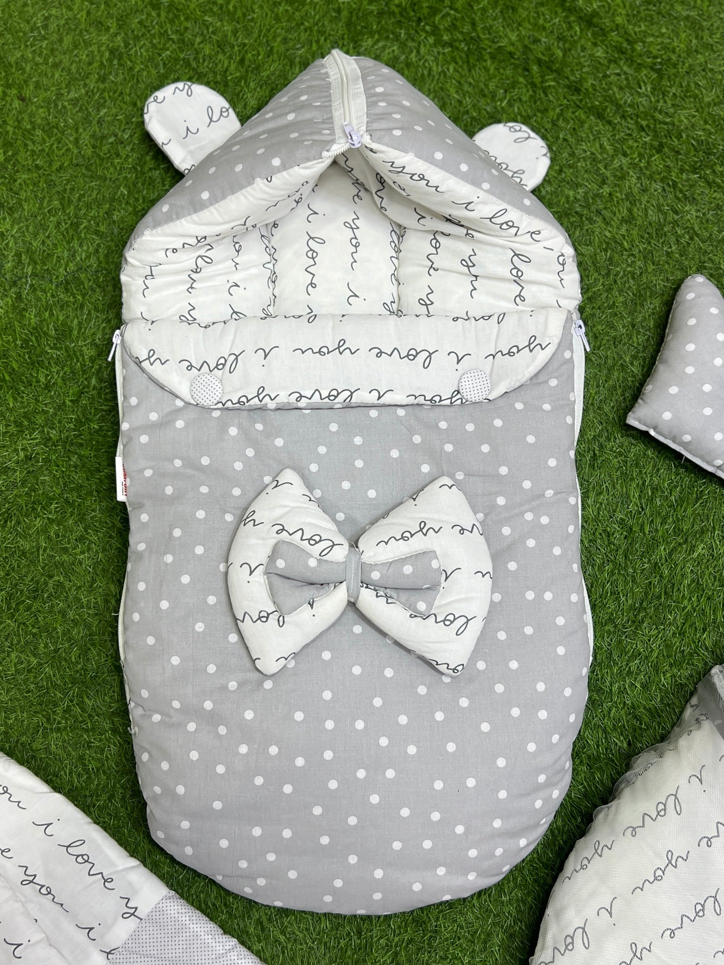 7pcs Fancy And Stylish Baby Bedding Set - - Dotted Grey