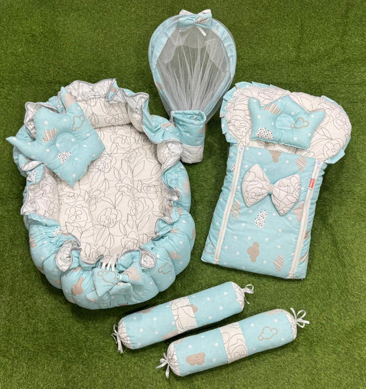 8pcs Royal Snuggle Bed Set. Comforts Oval Masterpiece - Green Clouds