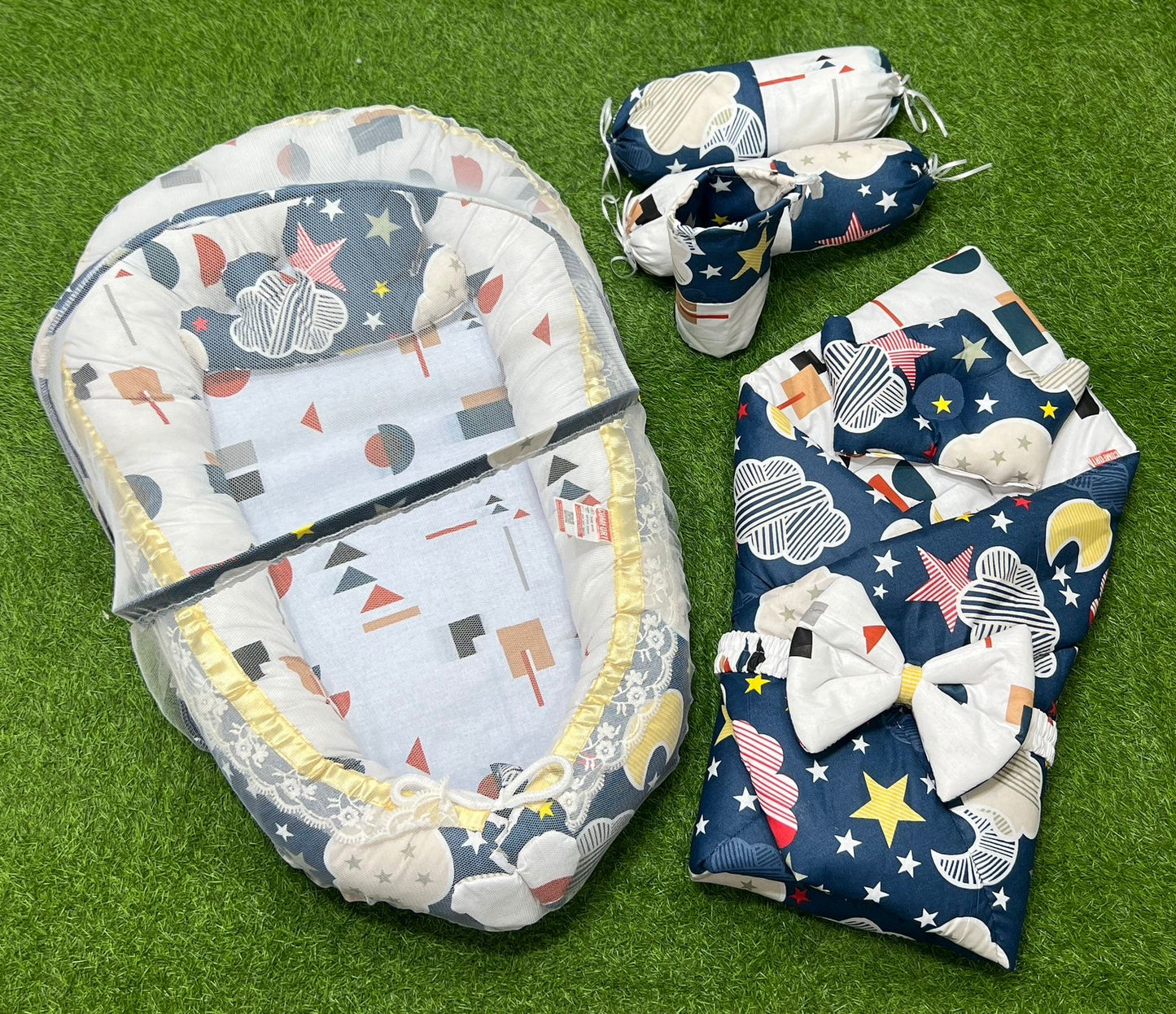 9pcs Baby Snuggle Bed Set - - Green Stars