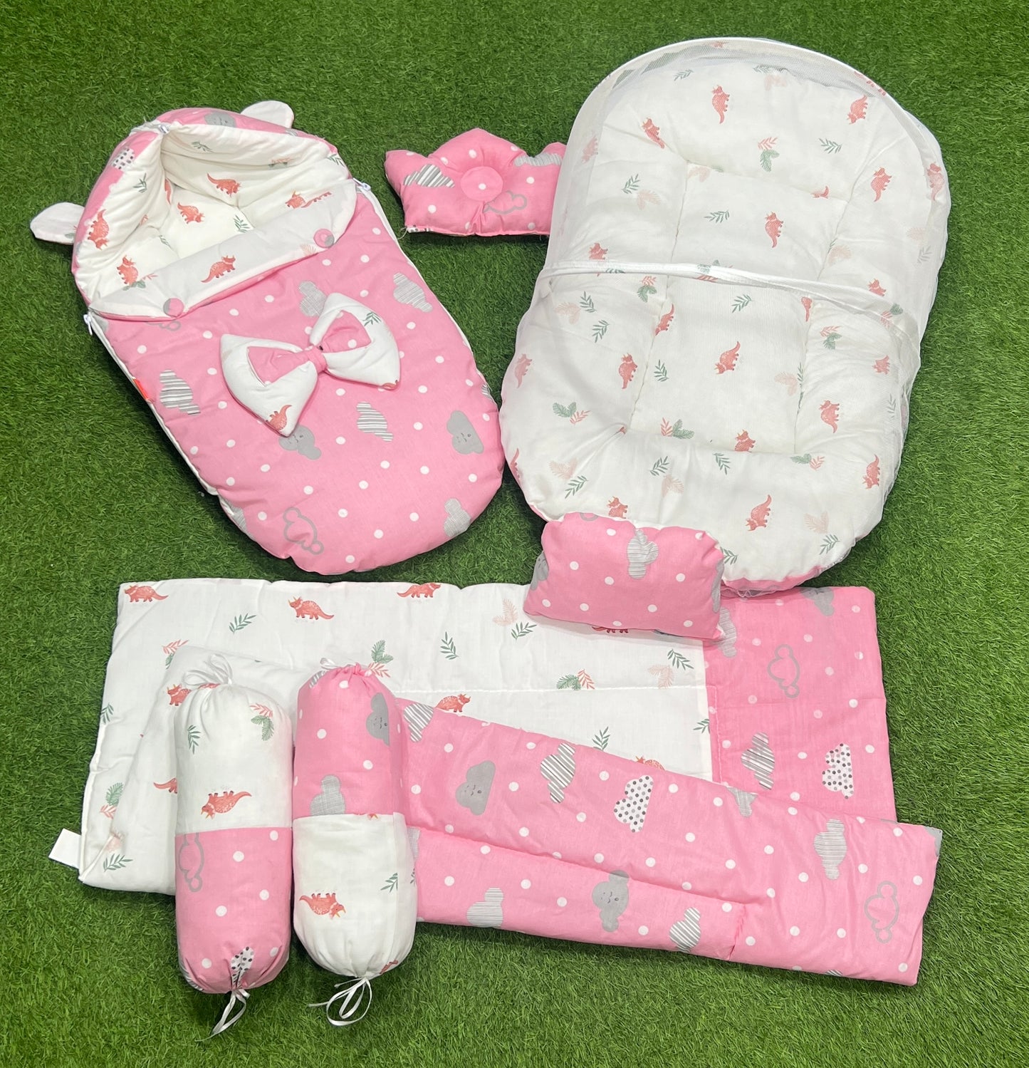 7pcs Fancy & Stylish Baby Bedding Set - - pink clouds