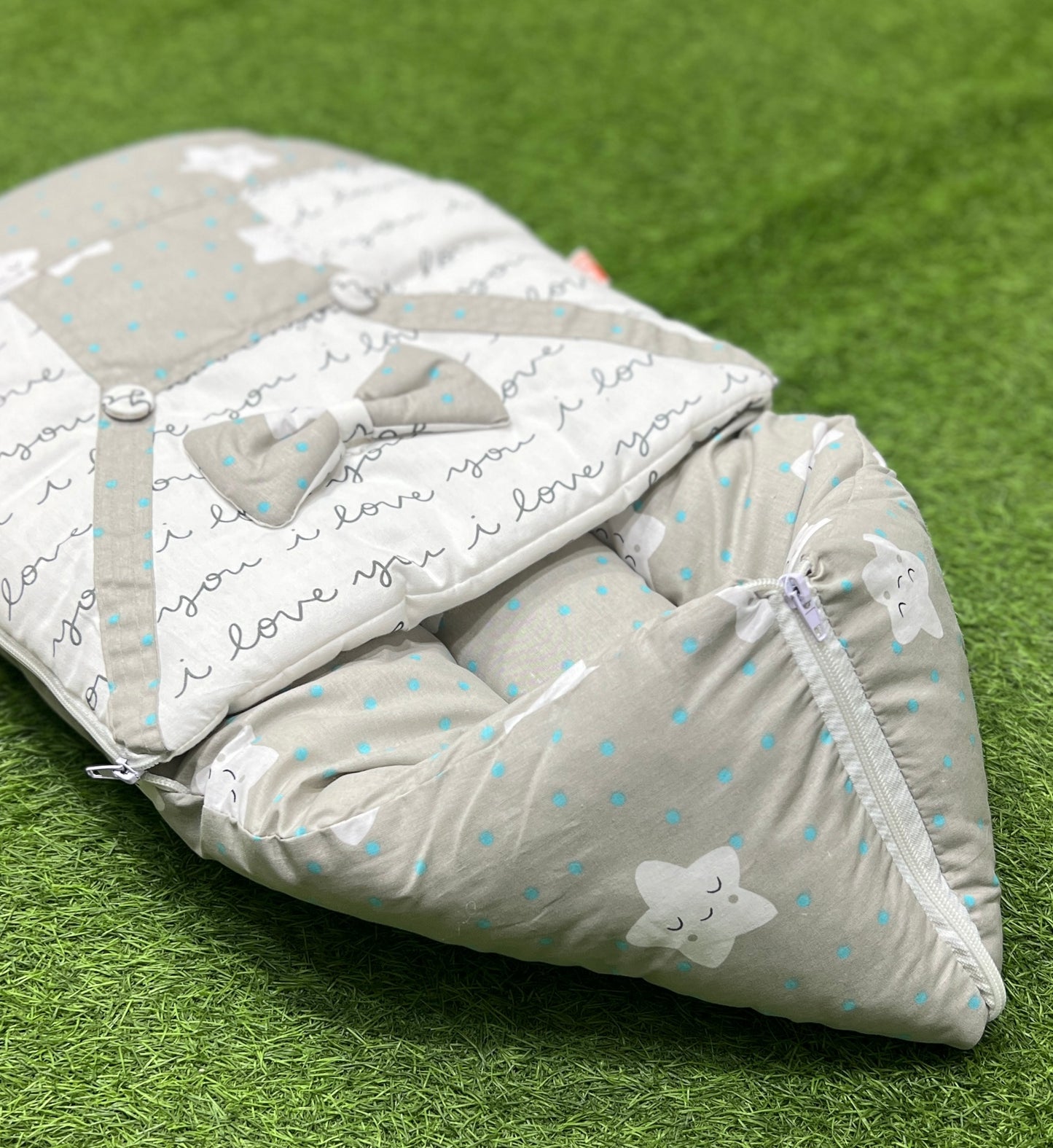 Minion Style Carry Nest (Grey Stars)