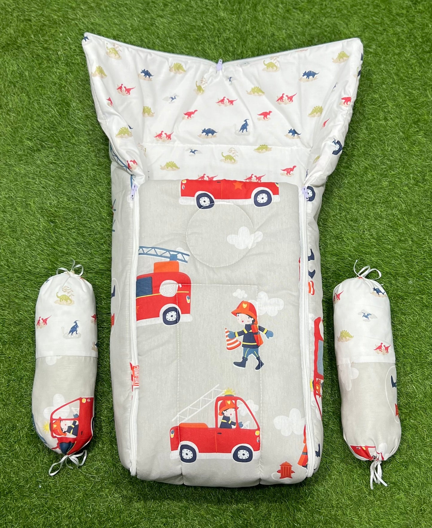 3pcs 2in1 hooded travel carry nest cute bundle (truck in clouds)