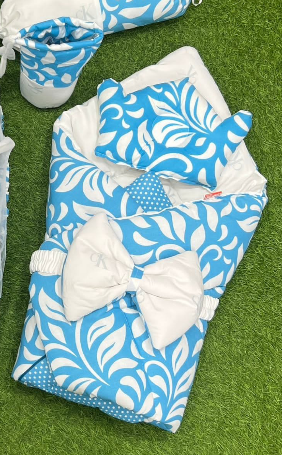 9pcs Baby Snuggle Bed Set -- Blue Lining