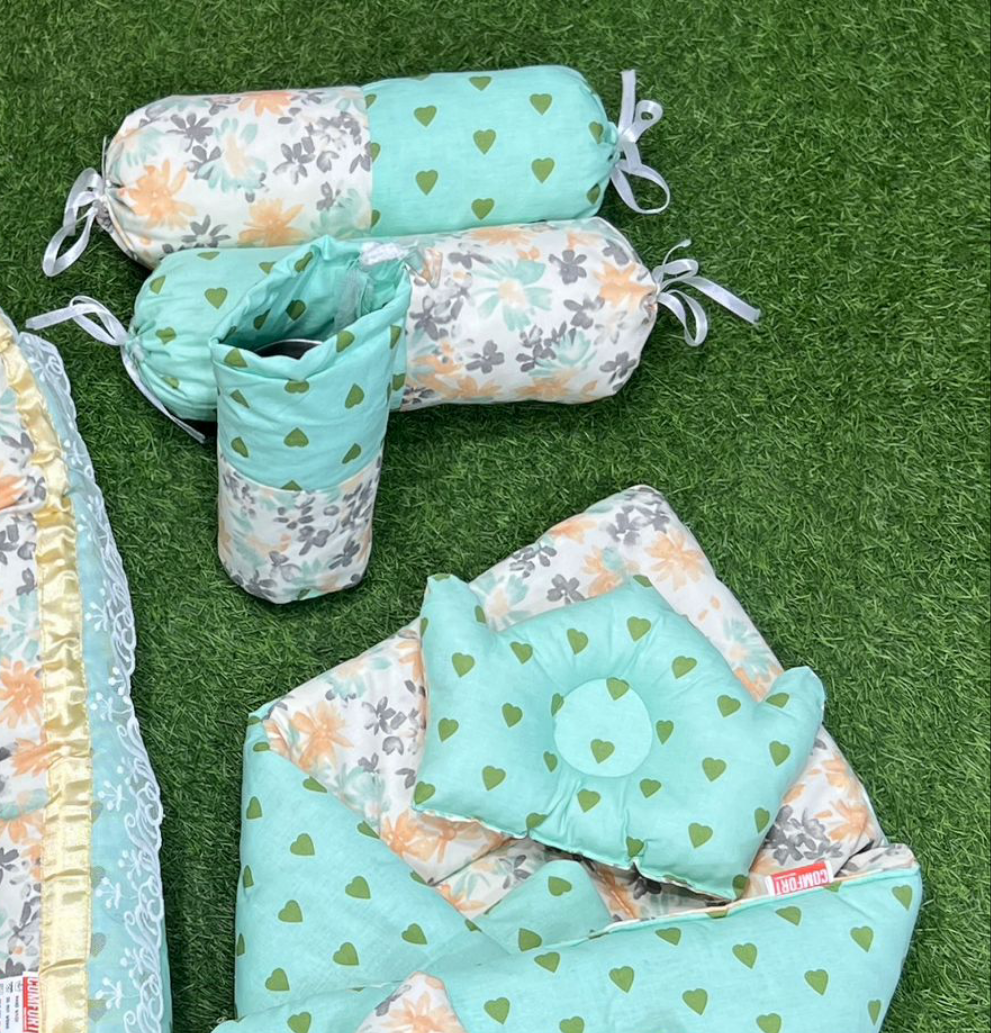 9pcs Baby Snuggle Bed Set -- Green Heart