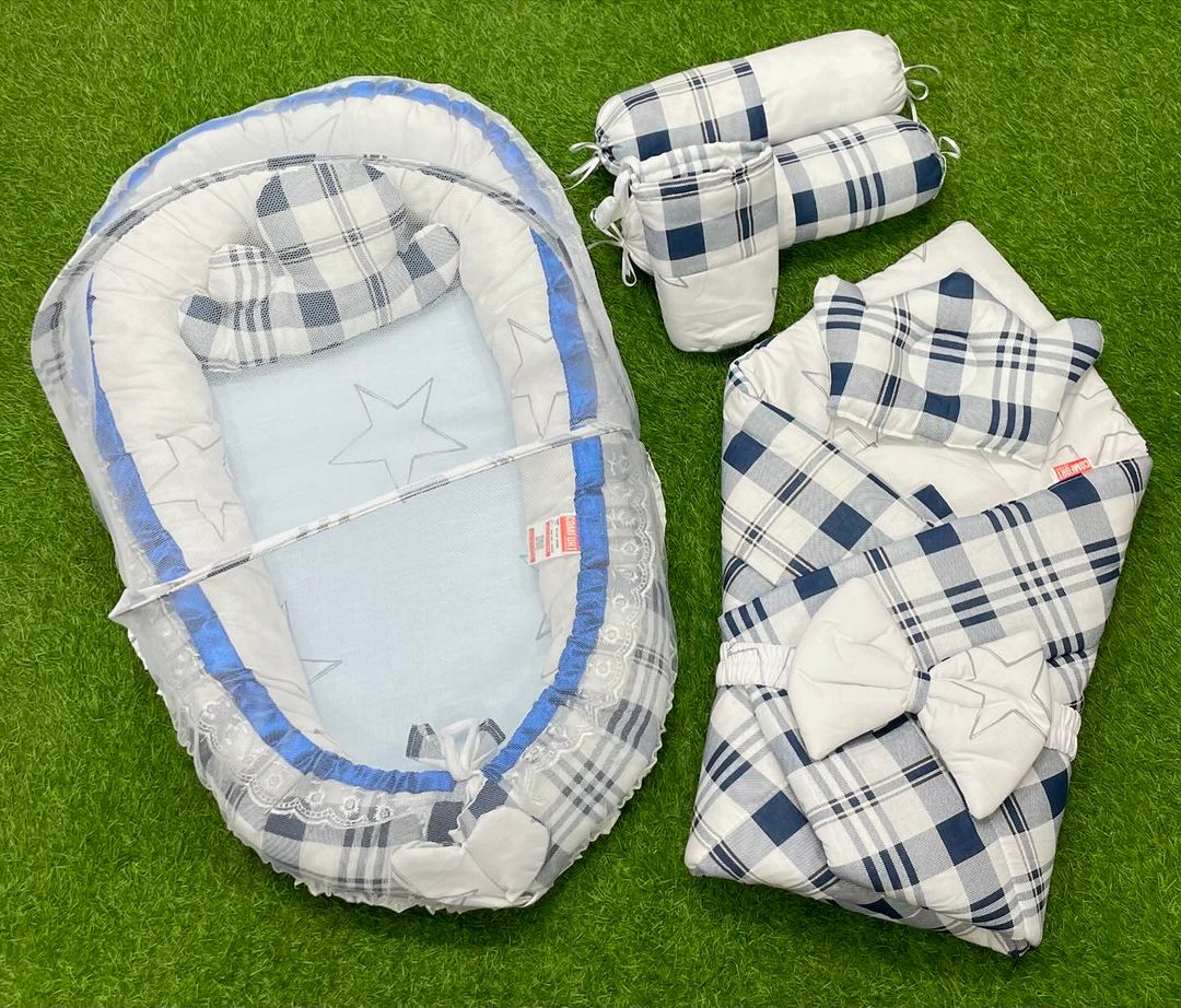 9pcs Baby Snuggle Bed Set -- Blue Check